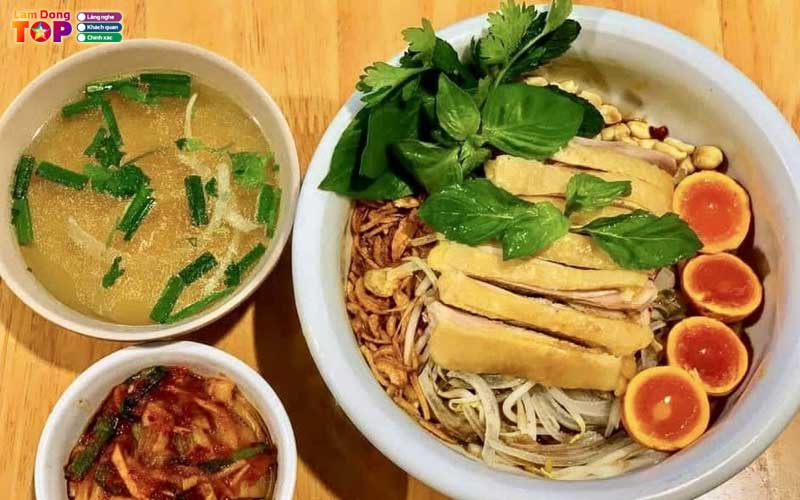 Pho-nguyen-gia-lamdongtoplist
